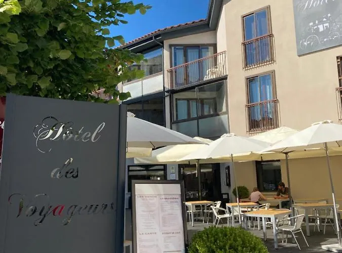 Logis Hotel Restaurant Des Voyageurs