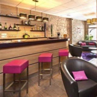 Logis Restaurant Des Voyageurs 2* Le Malzieu-Ville